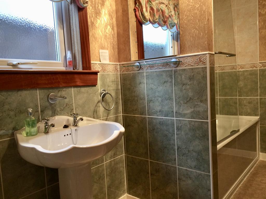 Abermar Guest House Inverness Esterno foto